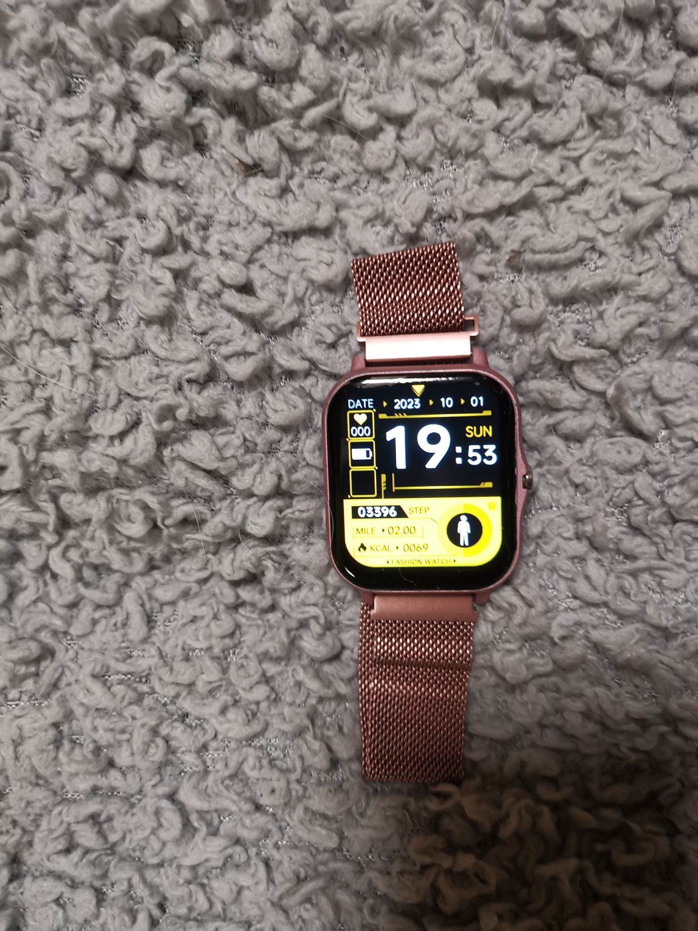 Smartwatch com duas braceletes