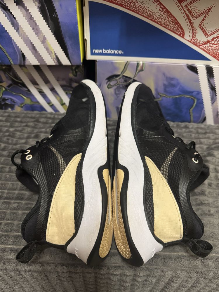 Кросівки жіночі Under Armour HOVR Omnia 42(27см) оригінал