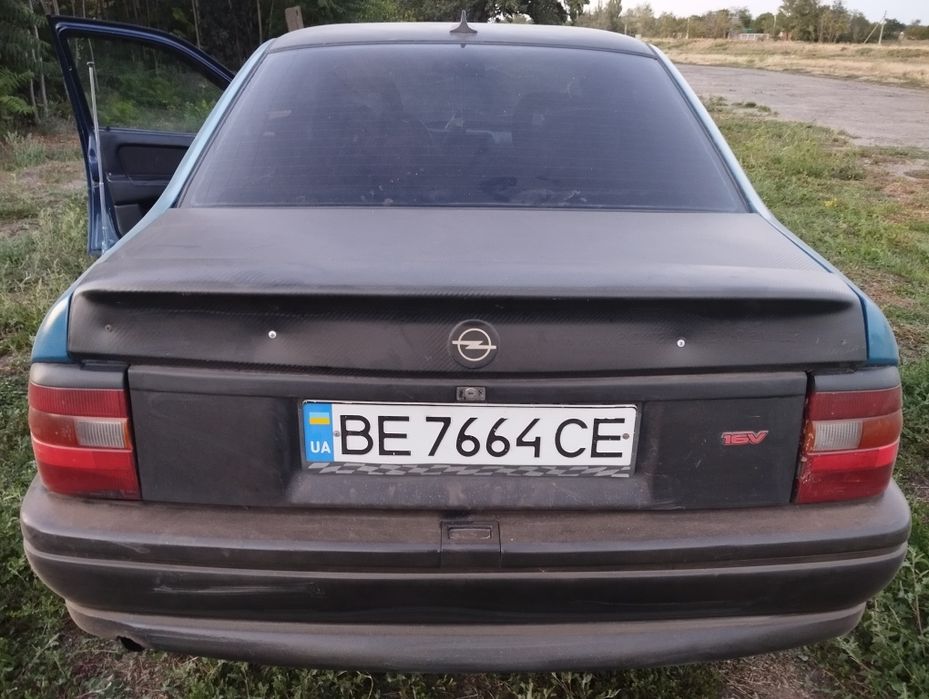 Продам Опель вектра А