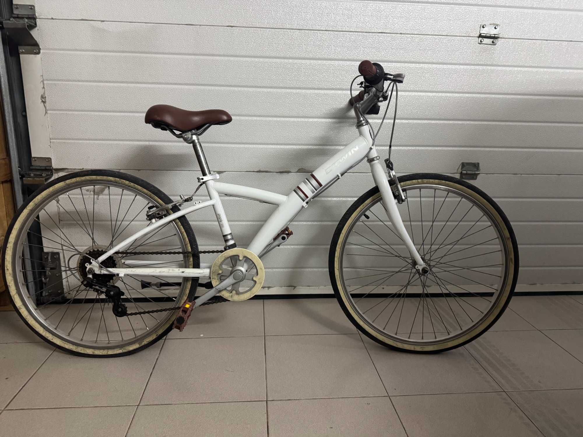 Vendo Bicicleta BTwin Decathlon Poply 300 5 Velocidades, 8-12 anos