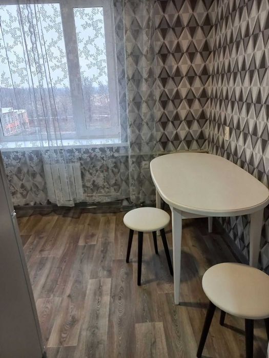 Подобово(посуточно) квартира Слобожанське(Чугуївський р-н).