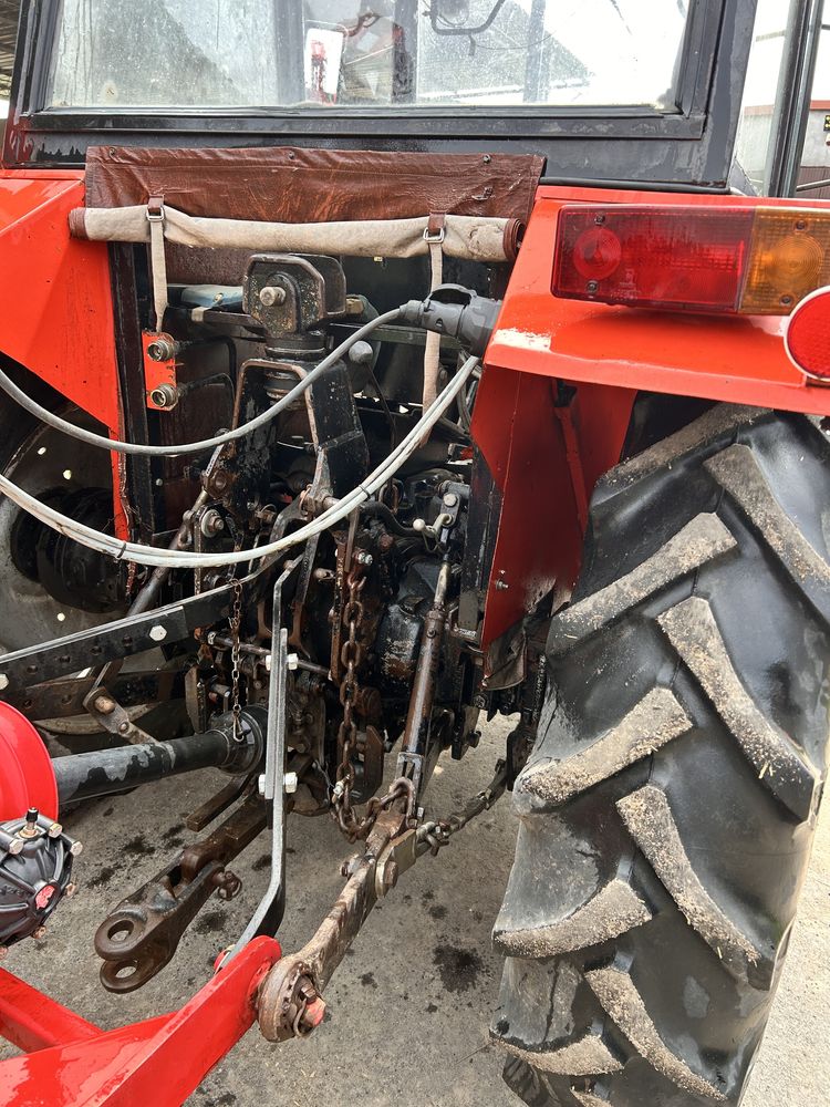 Massey Ferguson 255