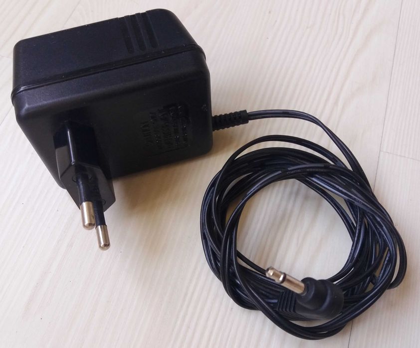 Carregador 3 V Multiusos