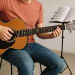Aulas de Guitarra – Iniciação e Acompanhamento Personalizado