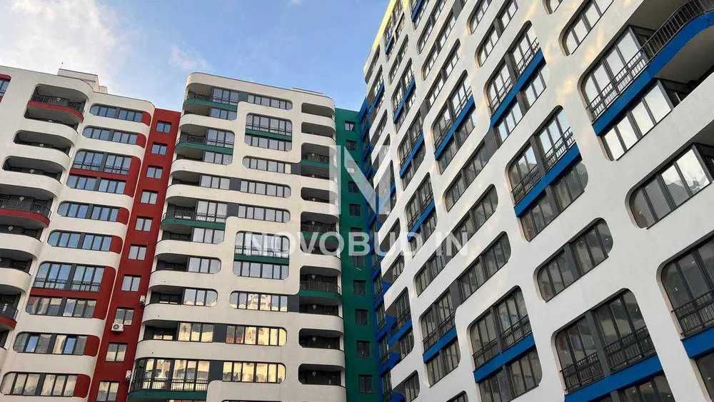 Паркомісце, паркінг, Трускавецька Галжитлобуд секція З, Континент