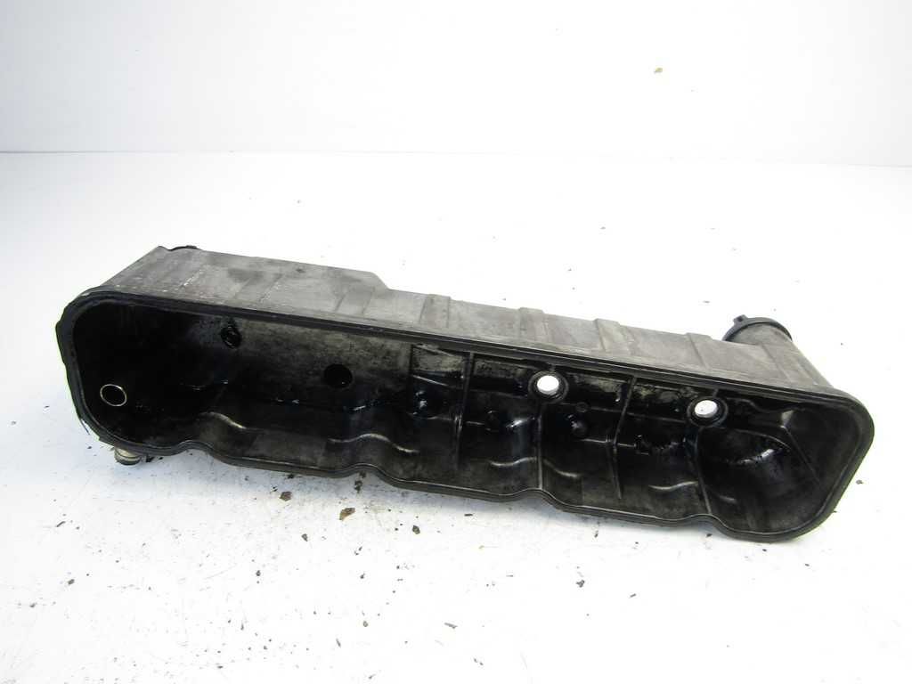 Isuzu Trooper Monterey 3.1 TD 4JG2 pokrywa dekiel zaworów