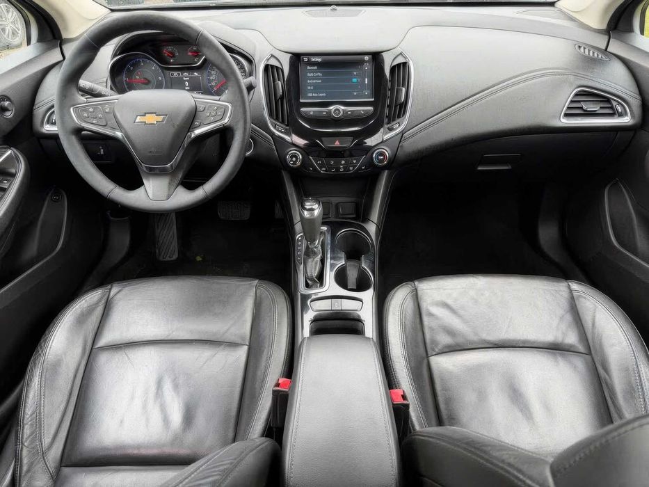Chevrolet Cruze Premier      2018