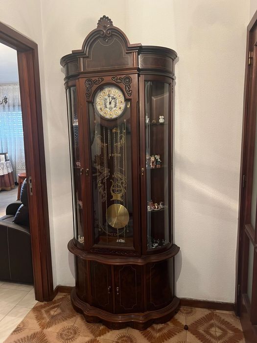 Relógio pêndulo c/ móvel