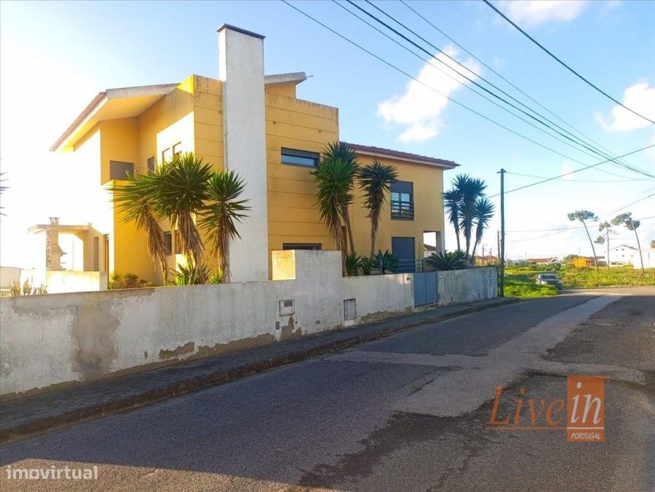 Moradia T5 na Silveira em Torres Vedras