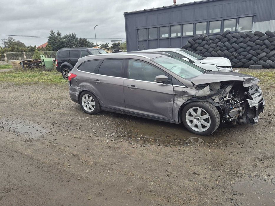 Ford Focus 1.6 Ecoboost 150KM Uszkodzony z Niemiec
