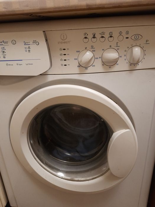 Пральна машинка б/у .Непрацює плата