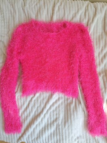 Różowy damski sweterek