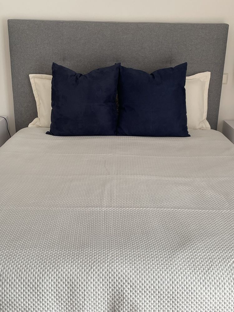 SUPER PREÇO - 2 almofadas grandes decorativas Maison du Monde (azul)