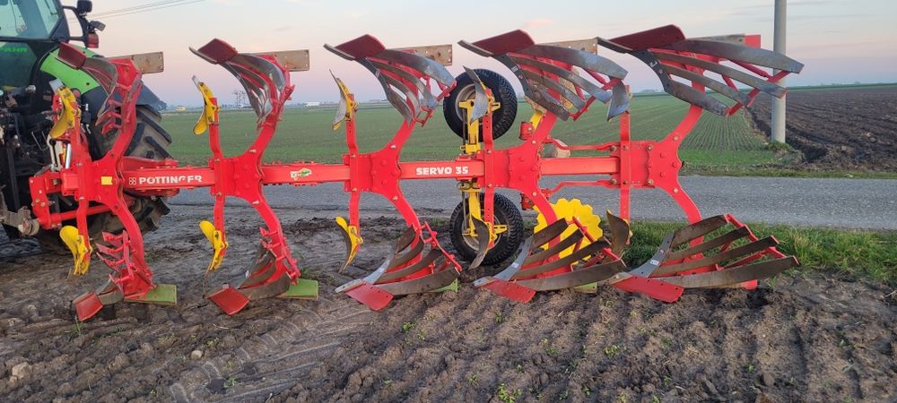 Pług obrotowy 5 Skibowy  Pottinger Servo 35