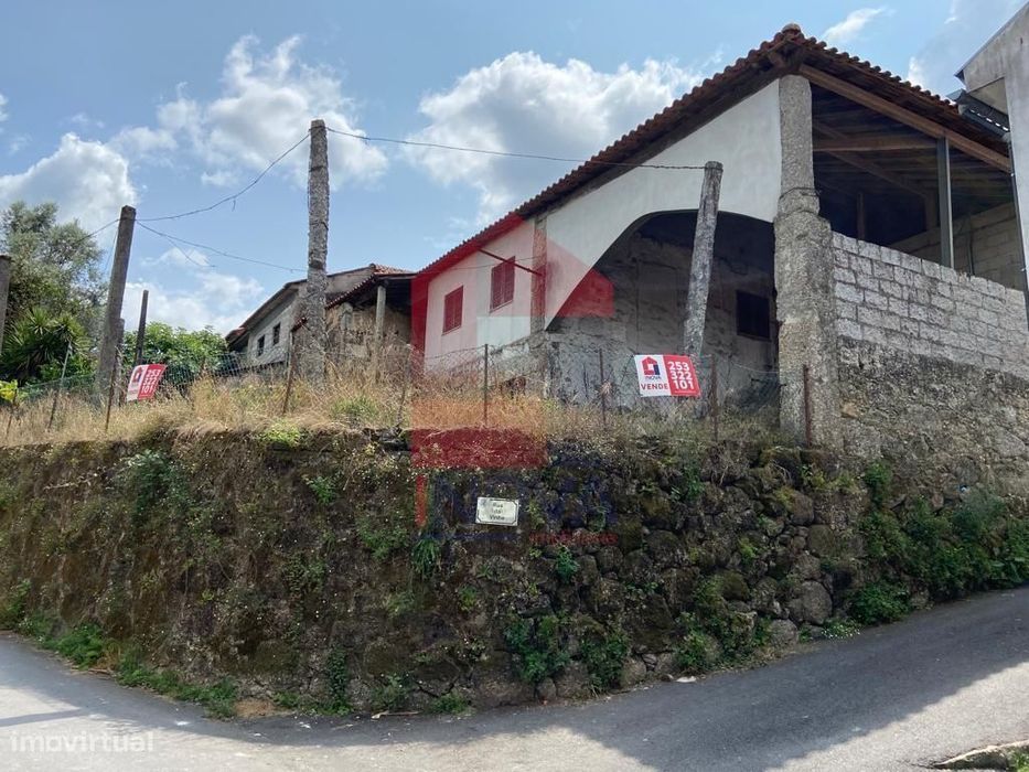 Moradia V2, Terras de Bouro