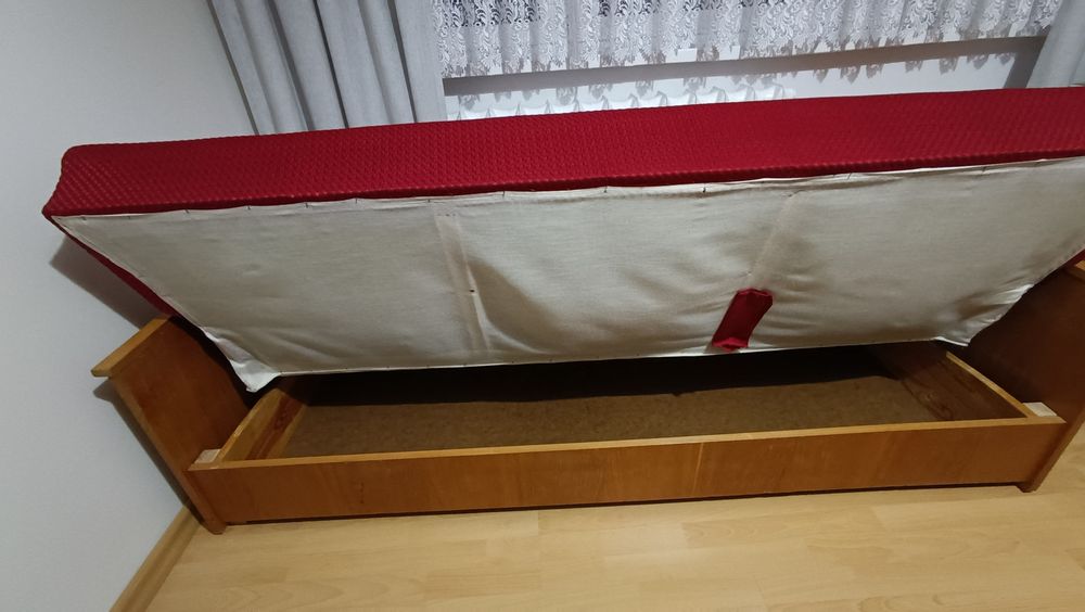 Wersalka używana bordowa, lata 90te