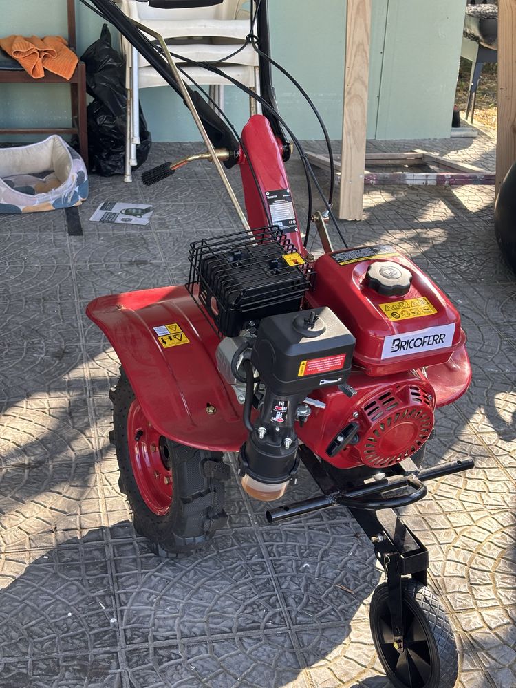 Moto cultivadora