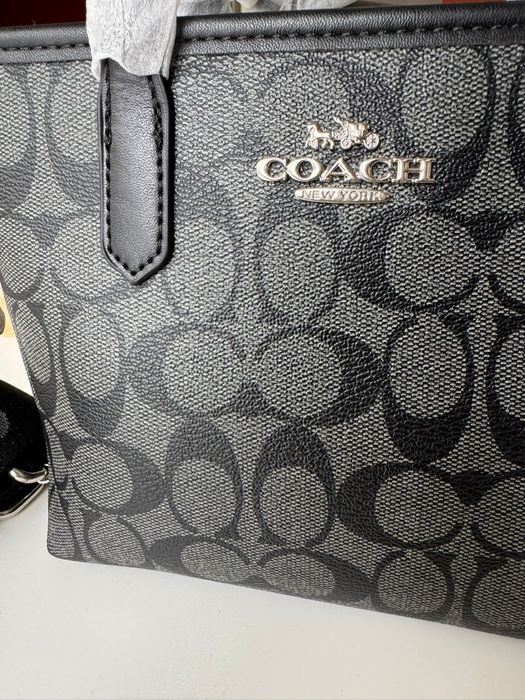 Mala Coach nova com etiqueta