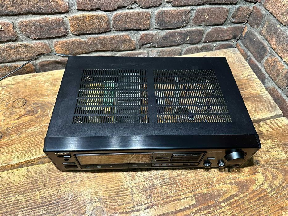 Amplituner Onkyo TX-8210 R