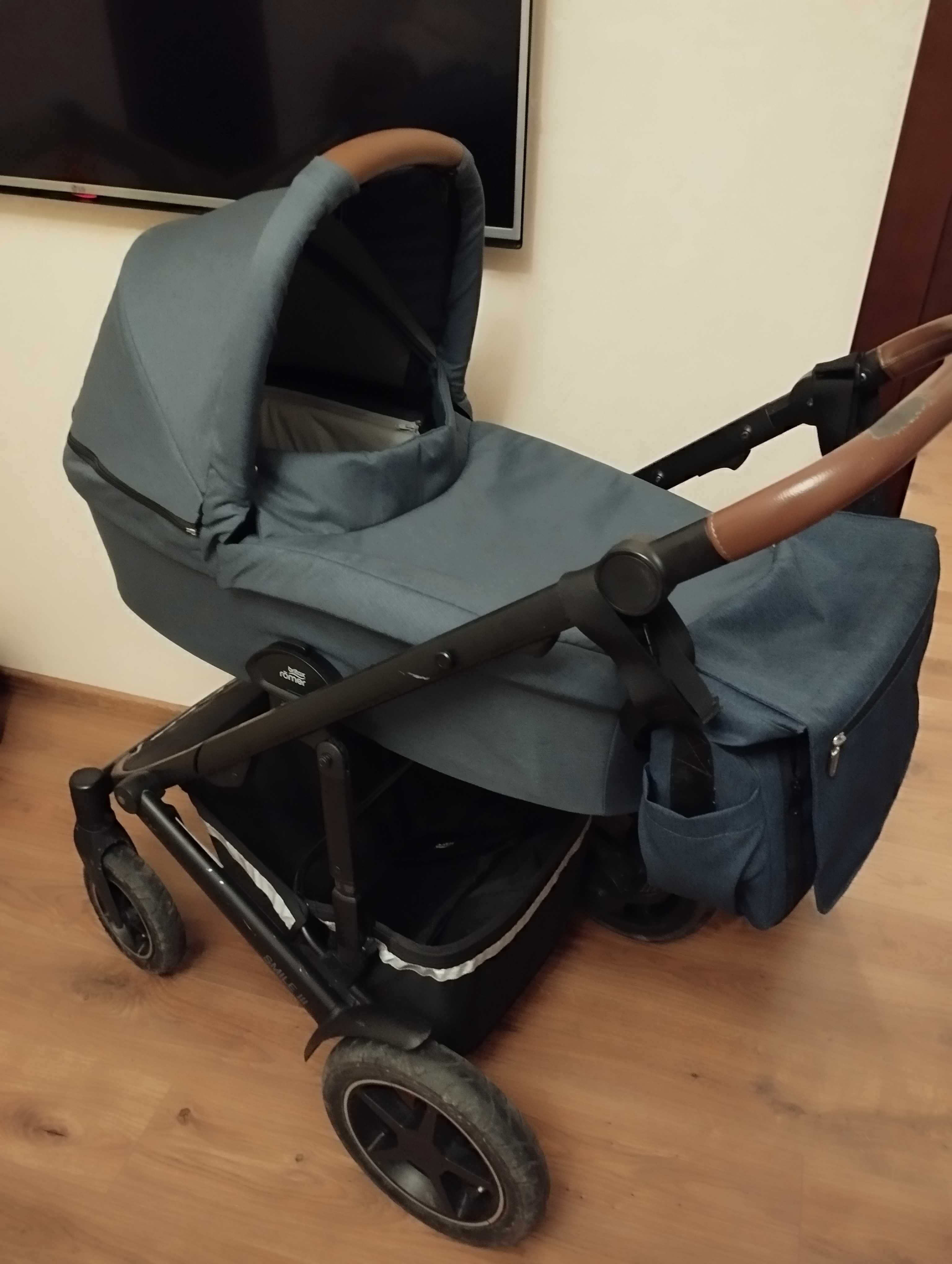 Продам коляску Britax 2 в 1