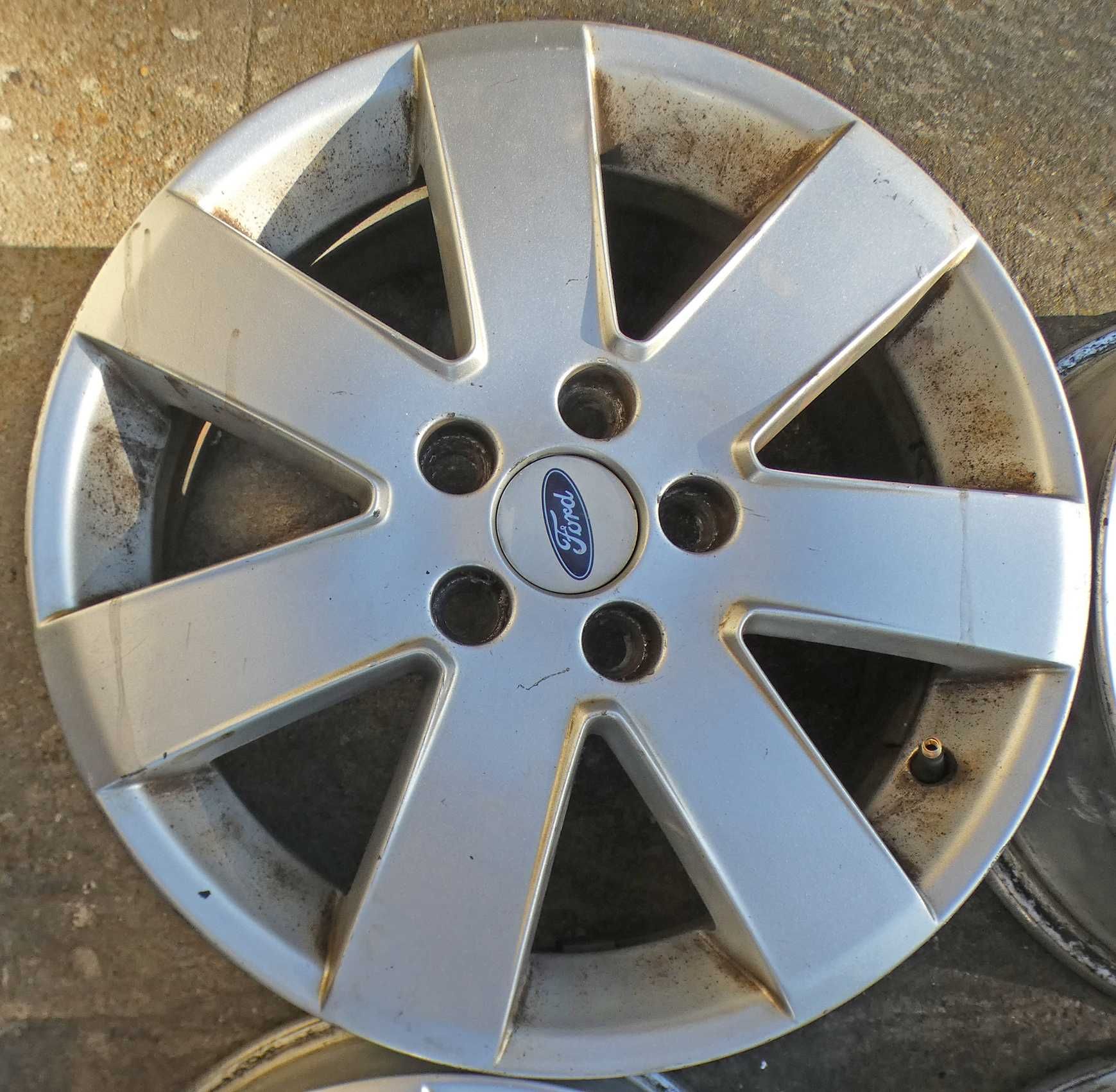 4 Felgi alu 16 cali 5x108 ET52,5 6,50Jx16H2 oryginał Ford Volvo