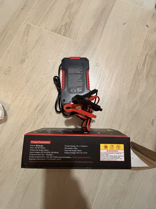 Зарядка для акумуляторів AGM/GEL/свинцеві