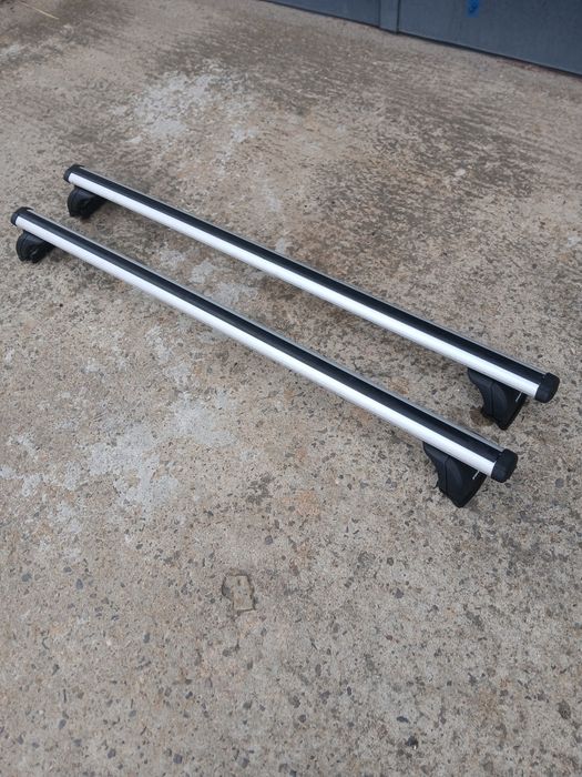 Bagażnik dachowy Thule Ford Focus