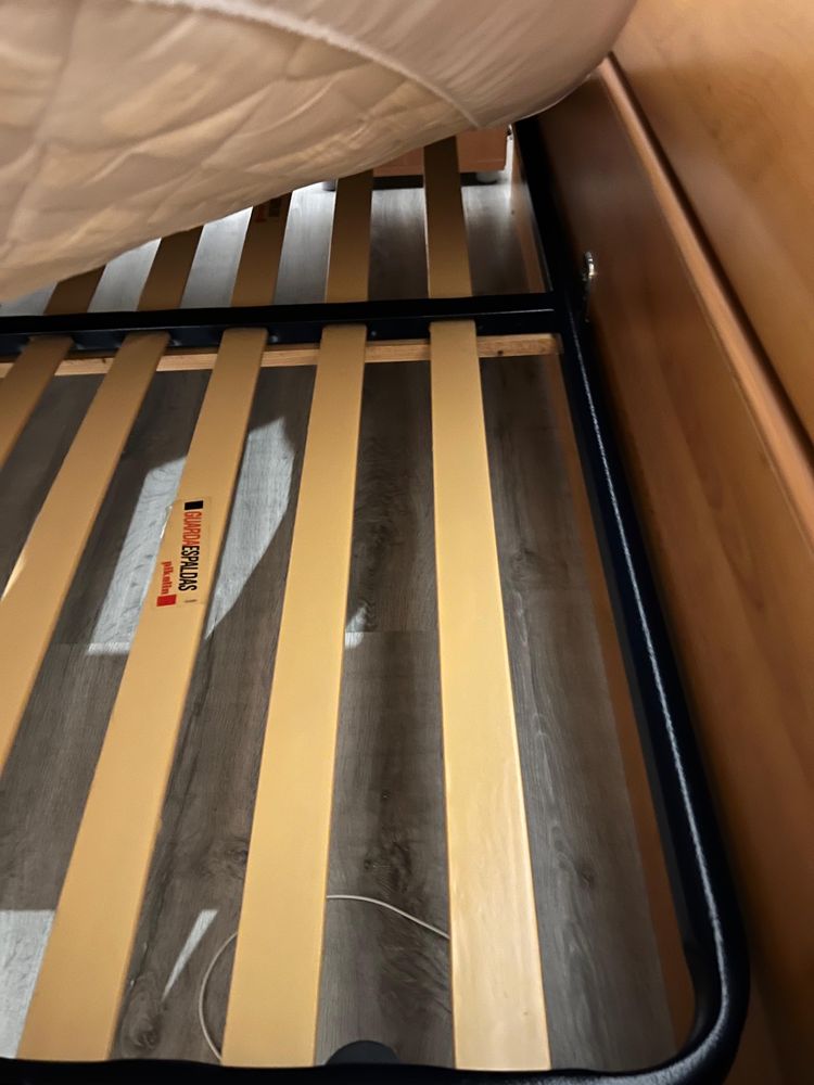 Cama de casal + Colchão