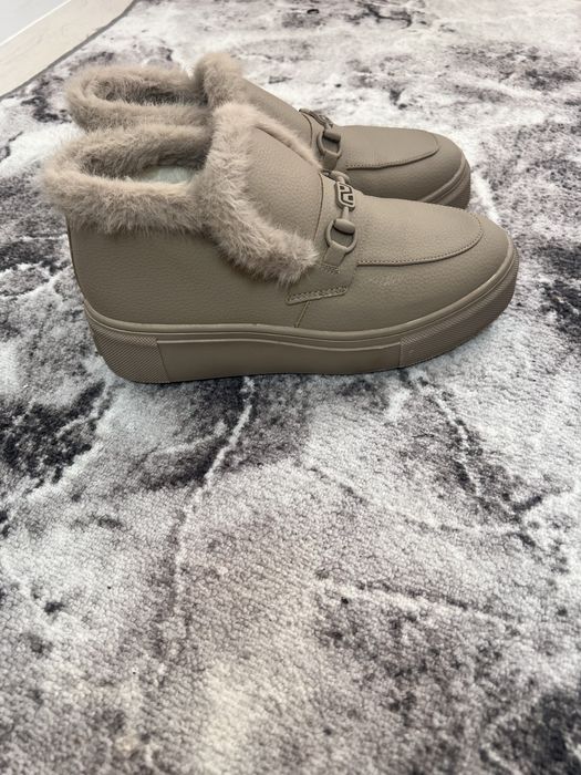 Продам зимові лофери