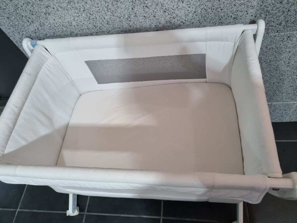Berço zippy em excelentes condições. Com colchão