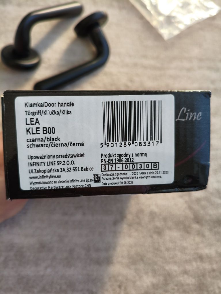 Klamka do drzwi Infinity Line Lea Kle B00