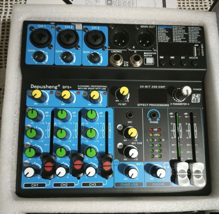 Mesa de mistura - 6 canais - Nova