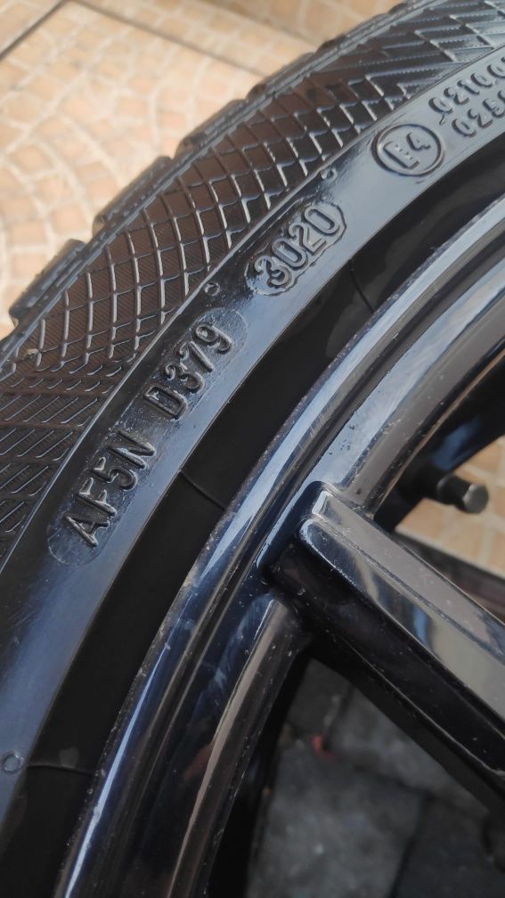 Alufelgi Vossen 18" 5x112 z oponami zimowymi Continental