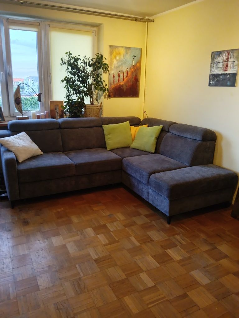 Narożnik nowy z funkcją spania. Okazja. Toruń