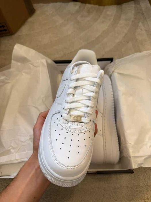 Buty meskie Mokasyny Nike_Air_ Force_1_Low_Supreme_White R.45