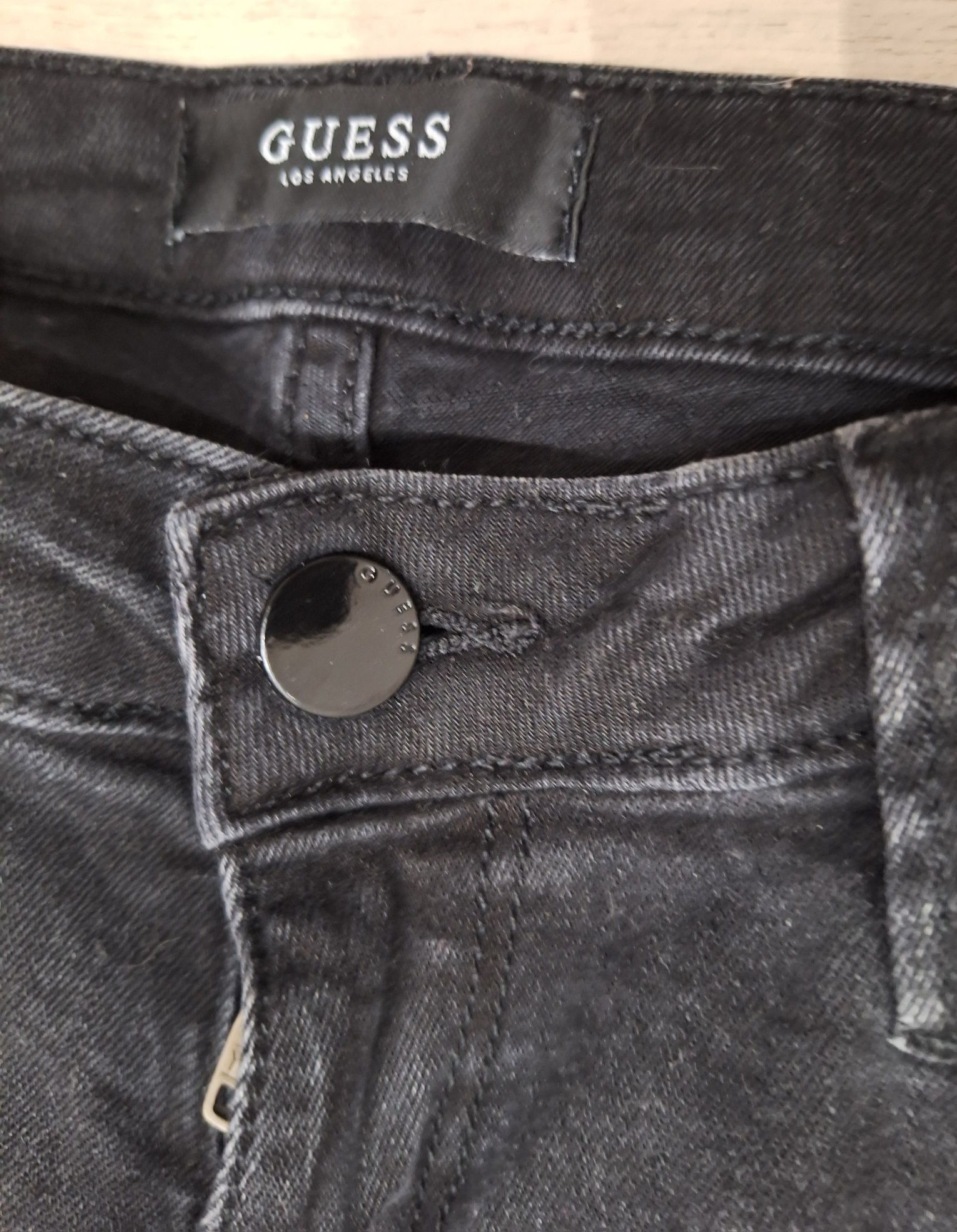 Guess Beverly skinny ultra low r. 26 XS