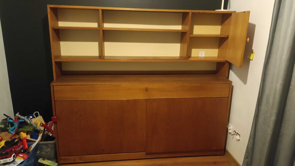 Łóżko, tapczan półkotapczan z czasów PRL