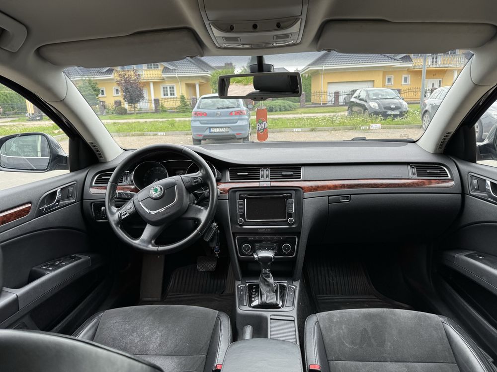 Skoda Superb II 2.0TDI DSG 2009r