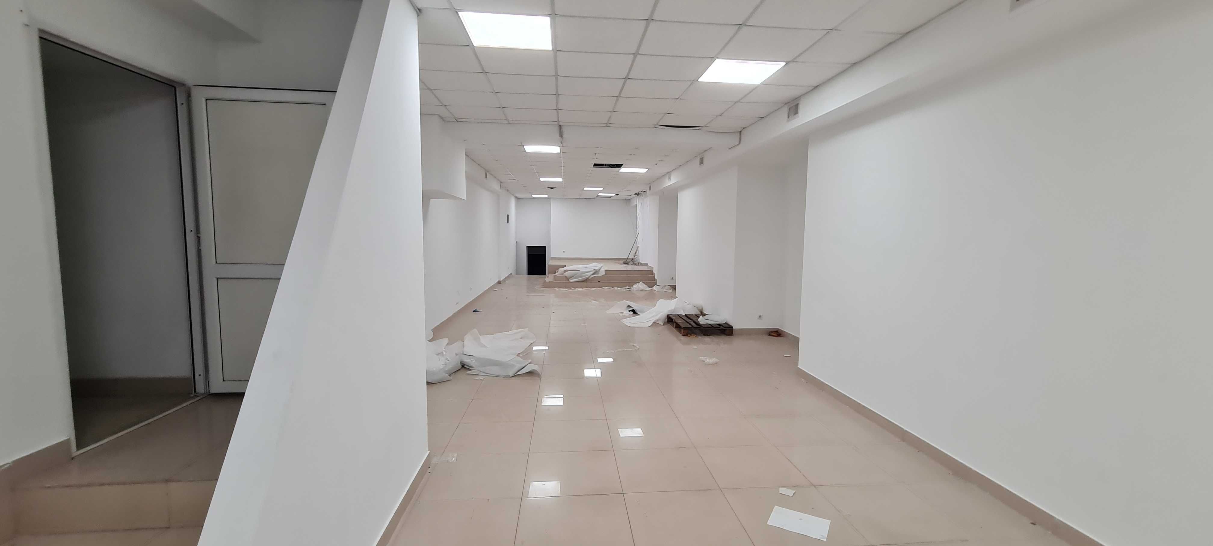 Продаж цокольного приміщення 416 кв.м, Соборна/Вадима Благовістного