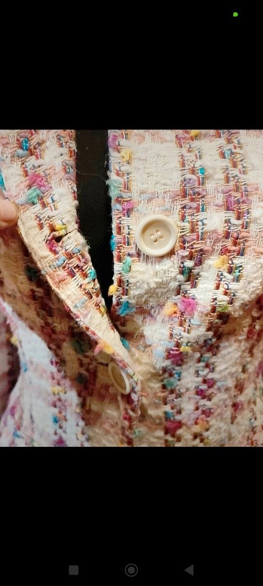 Wiosenny śliczny kolorowy płaszcz tweedowy Zara z podszewką
