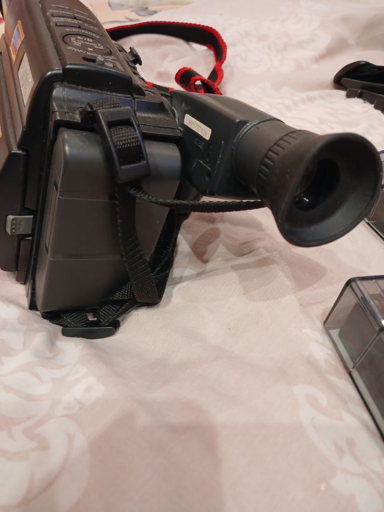 Камера JVC compakt