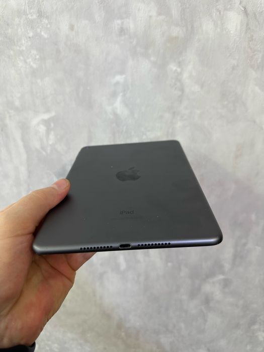 iPad mini 5, 64 ГБ, Wi-Fi.