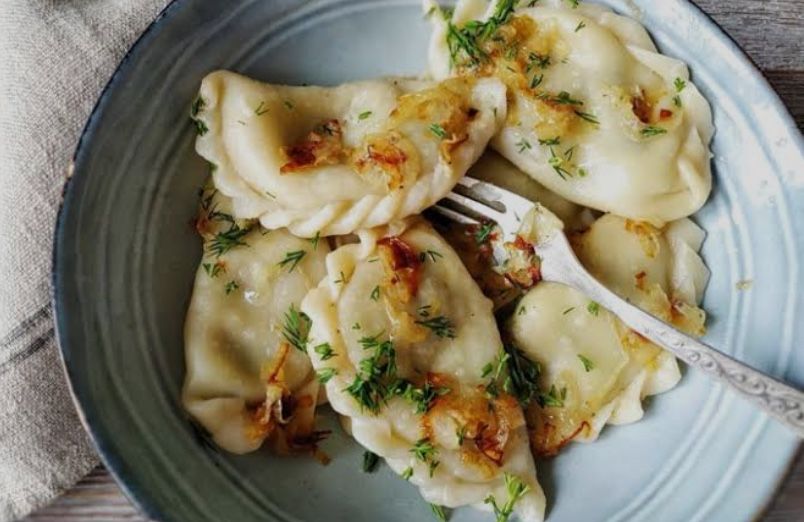 Domowe pierogi ,  pielmeni , uszka