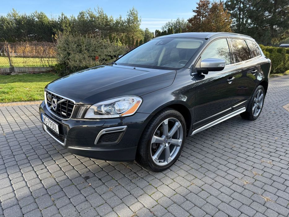 Volvo XC 60 AWD R-Design automat radar skóry xenon blisy