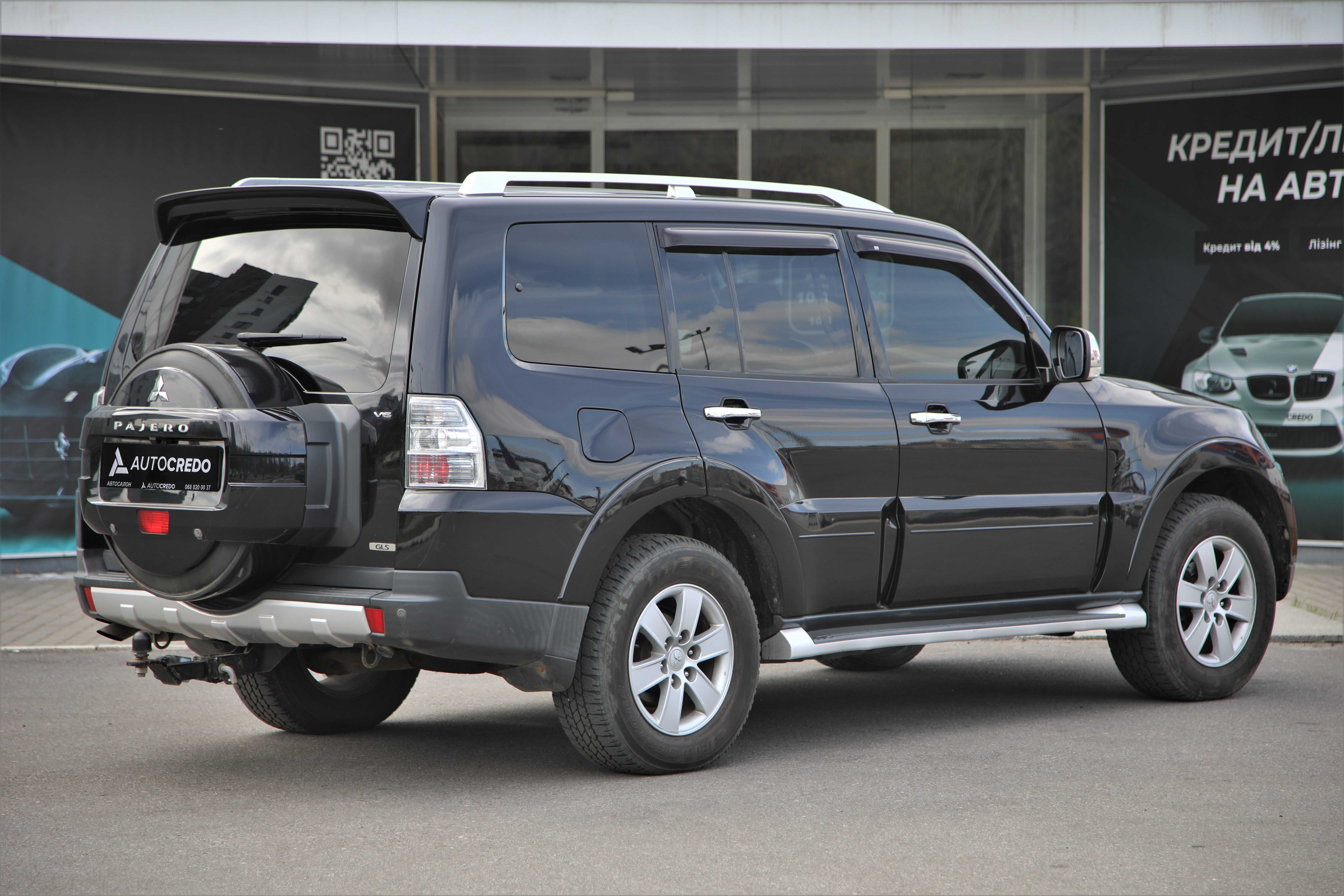 Офіційний Mitsubishi Pajero Wagon 2008 року