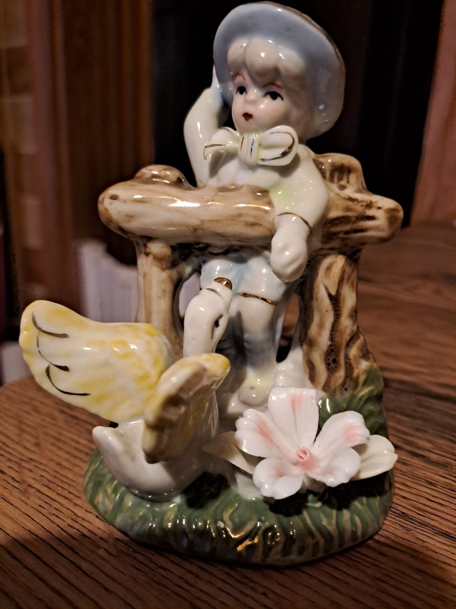 Porcelanowa figurka