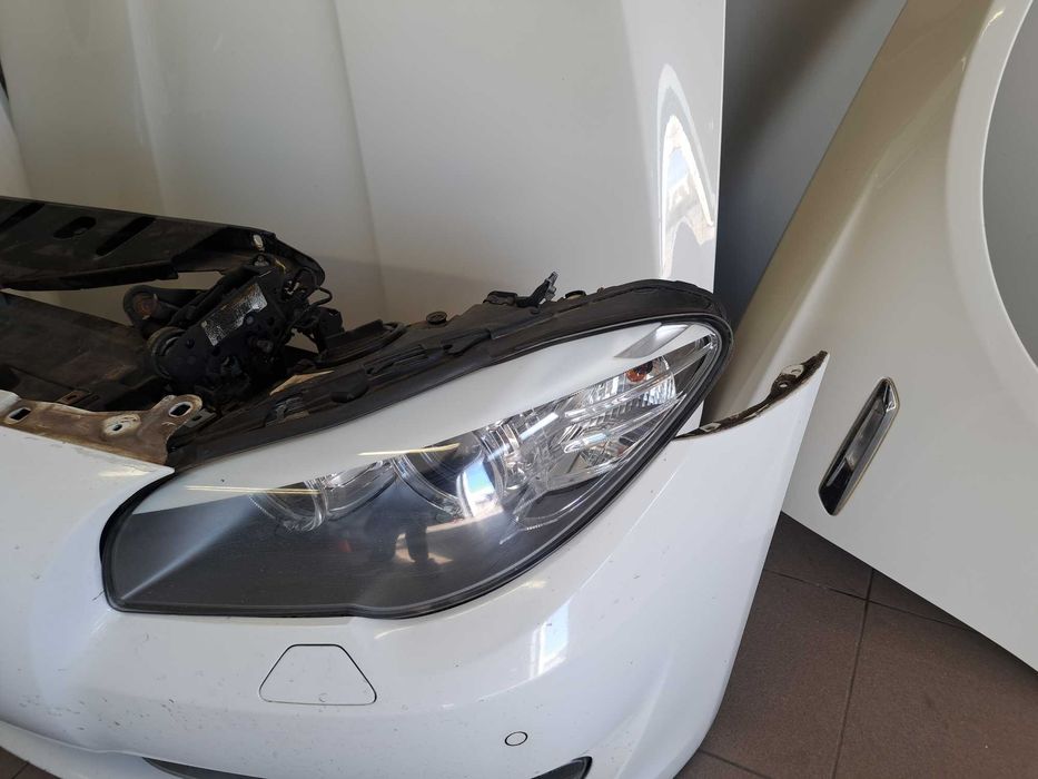 Maska Zderzak Pas Lampy Błotniki Kompletny Przód BMW 5 F10 Kolor A300