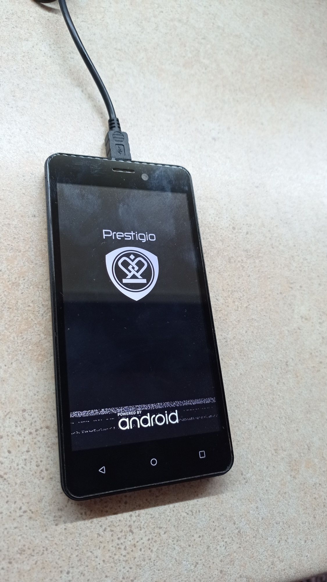 PRESTIGIO Muze A 5 смартфон