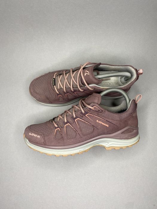 Lowa Gore-tex трекінгові водостійкі кросівки жіночі кроссовки 40.5р 41