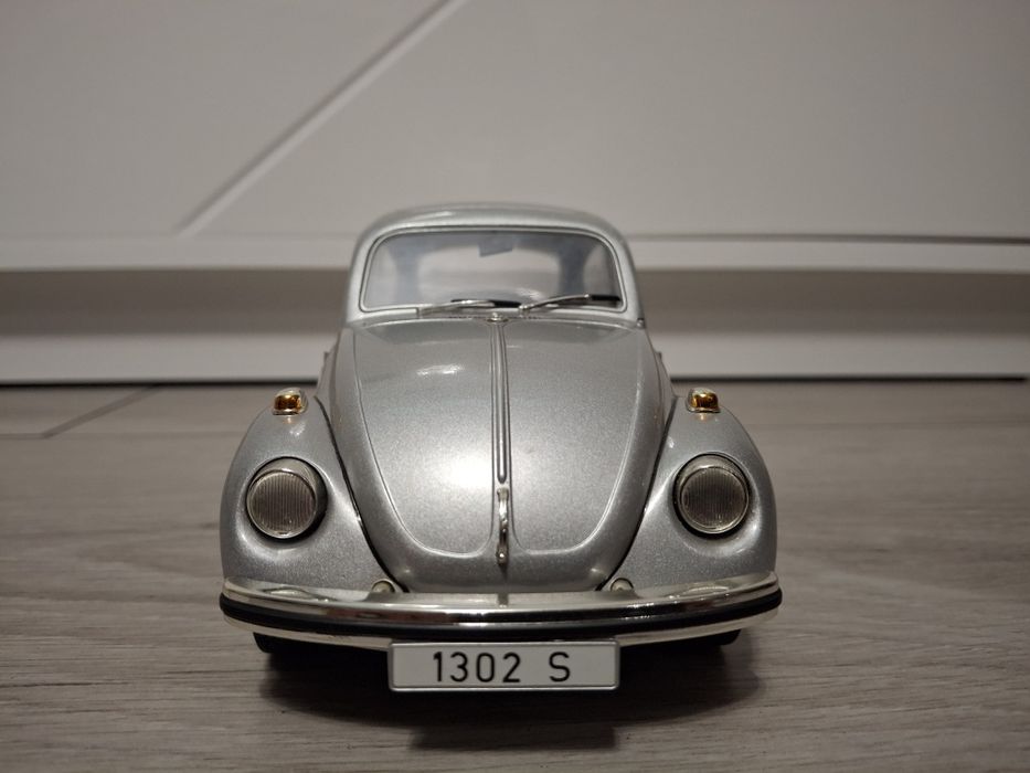 Samochód Kolekcjonerski Volkswagen Kafer Garbus Revell 1:18